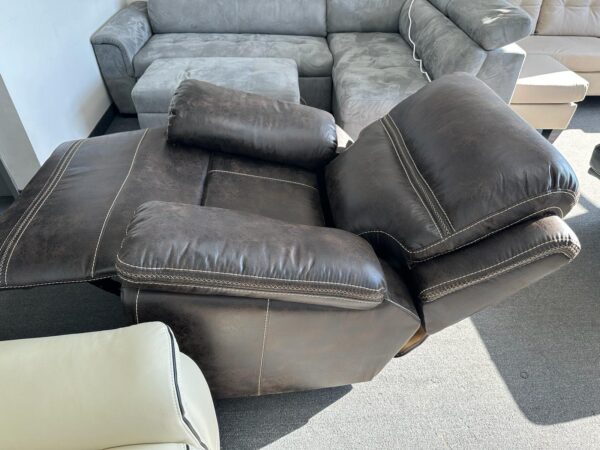 Becklay Recliner Chair