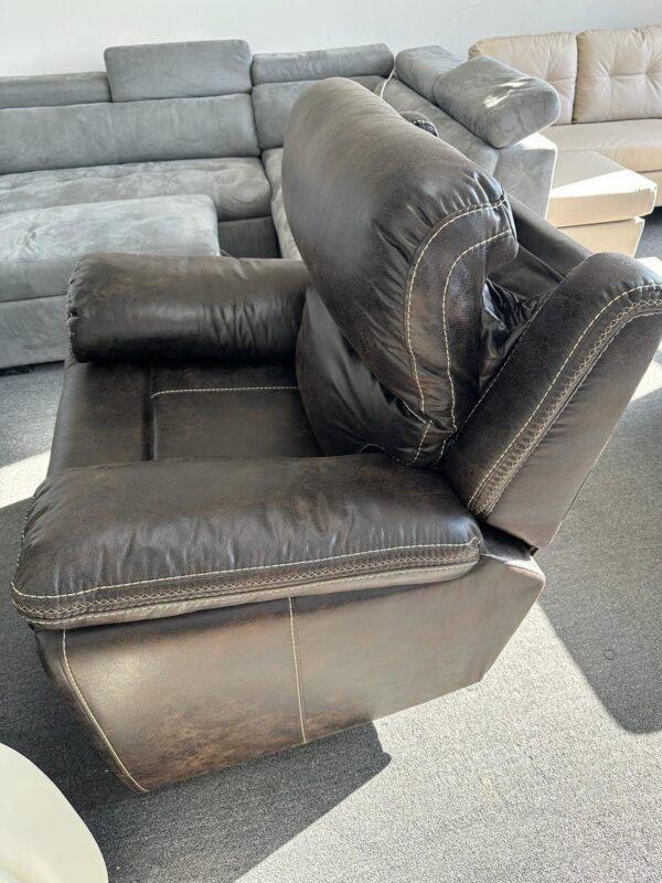 Becklay Recliner Chair
