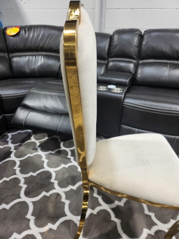 Maple Golden Corner Accent Chair
