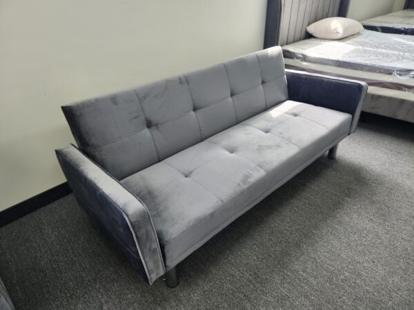 1515 Sofa Bed – With Arms (VELVET)
