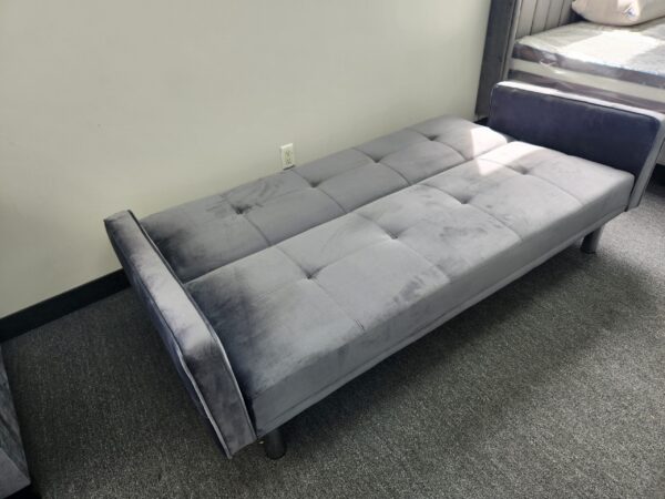 1515 Sofa Bed – With Arms (VELVET)