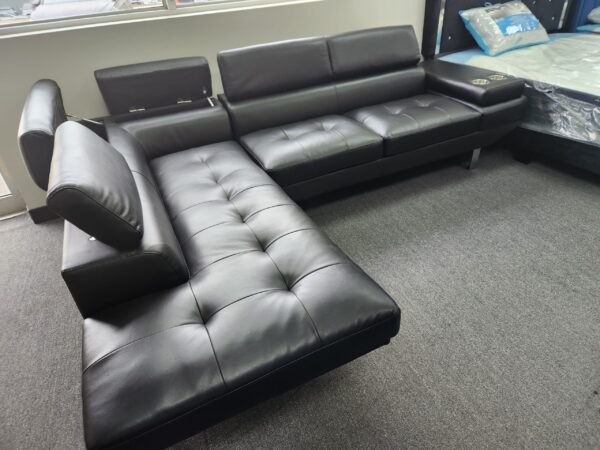 Vegas Sectional 5 Seater PU