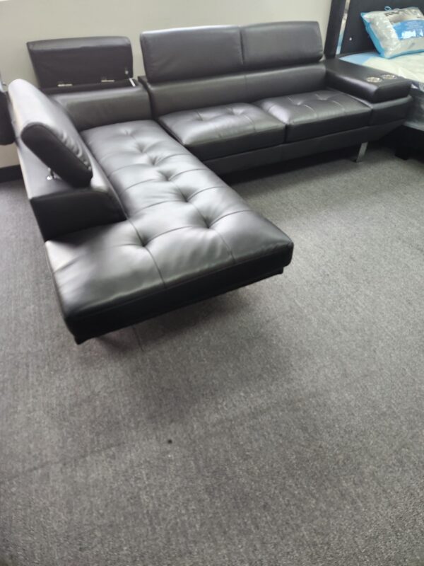 Vegas Sectional 5 Seater PU