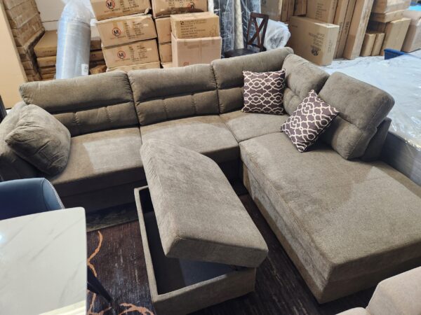 Anchor Sectional – Multi-Piece Fabric Sofa