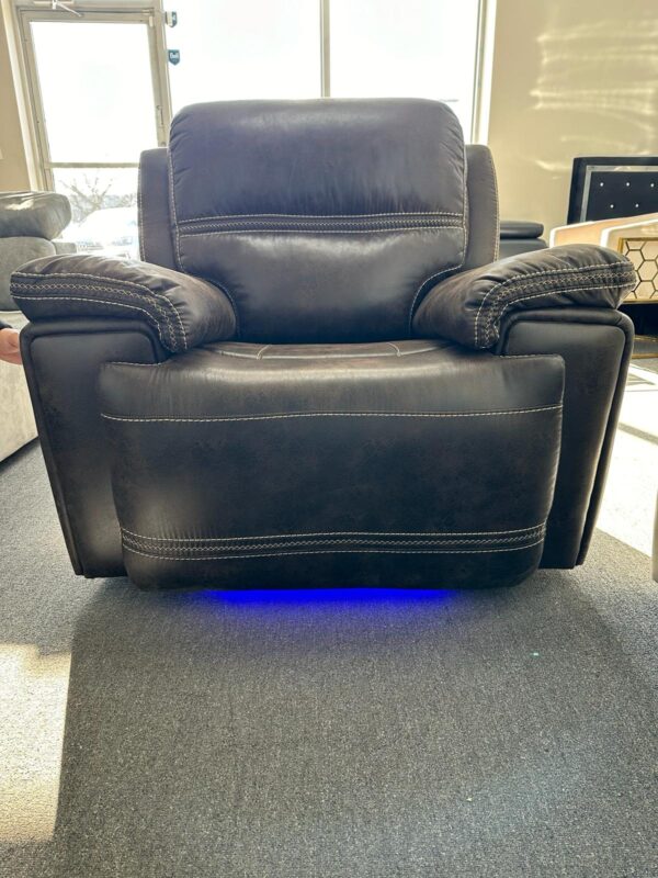Becklay Recliner Chair