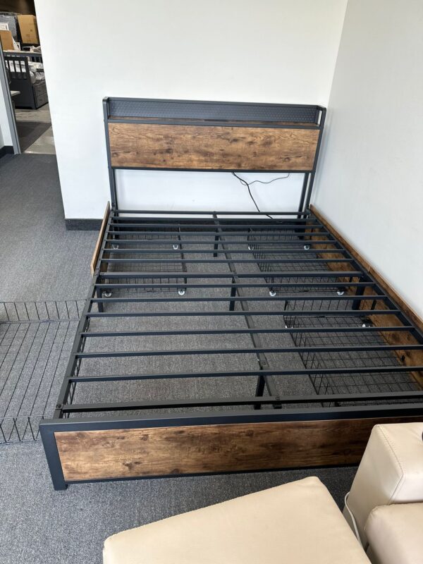 IF-5930 Storage Bed