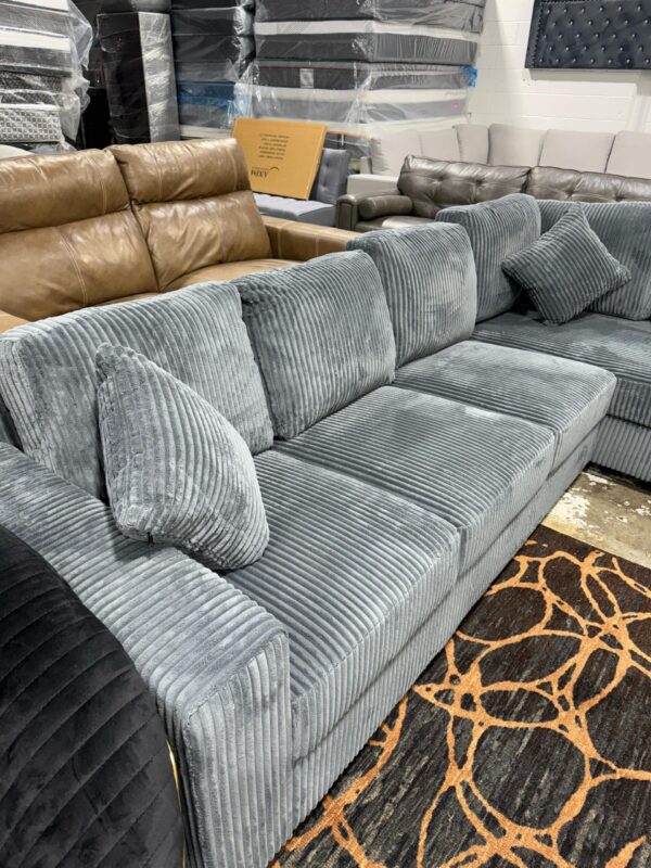 Sabrina RHF 4 Seater Sectional
