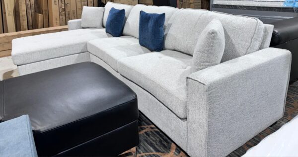 Amaya Sectional – Reversible Leather Sofa
